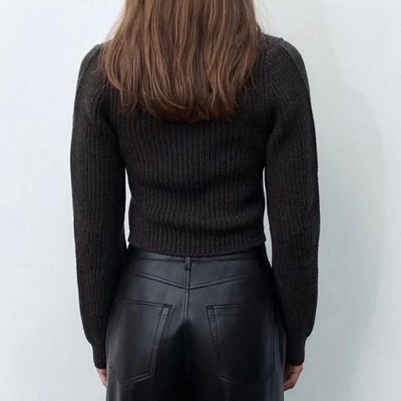 ZARA Ribbed Cropped Knit Top Square Neck Long Sleeve Charcoal Gray Medium - Picture 6 of 13